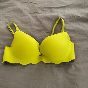Victoria’s Secret Very Sexy Push up